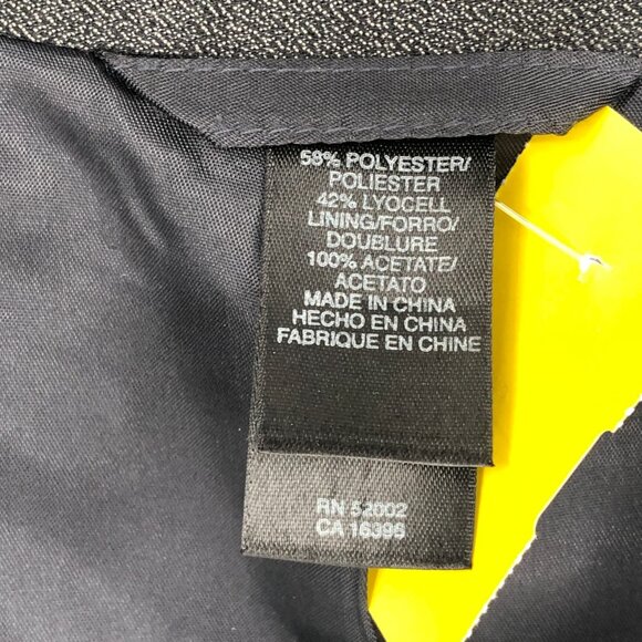 Claiborne Gray Classic Suit Blazer | Versatile for Any Occasion - Picture 2 of 5